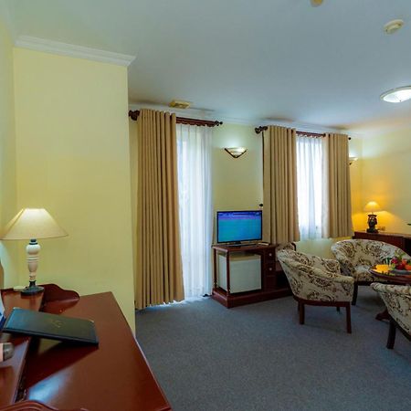 Hoang Ha Boutique Hotel Thành Pho Ho Chí Minh Esterno foto