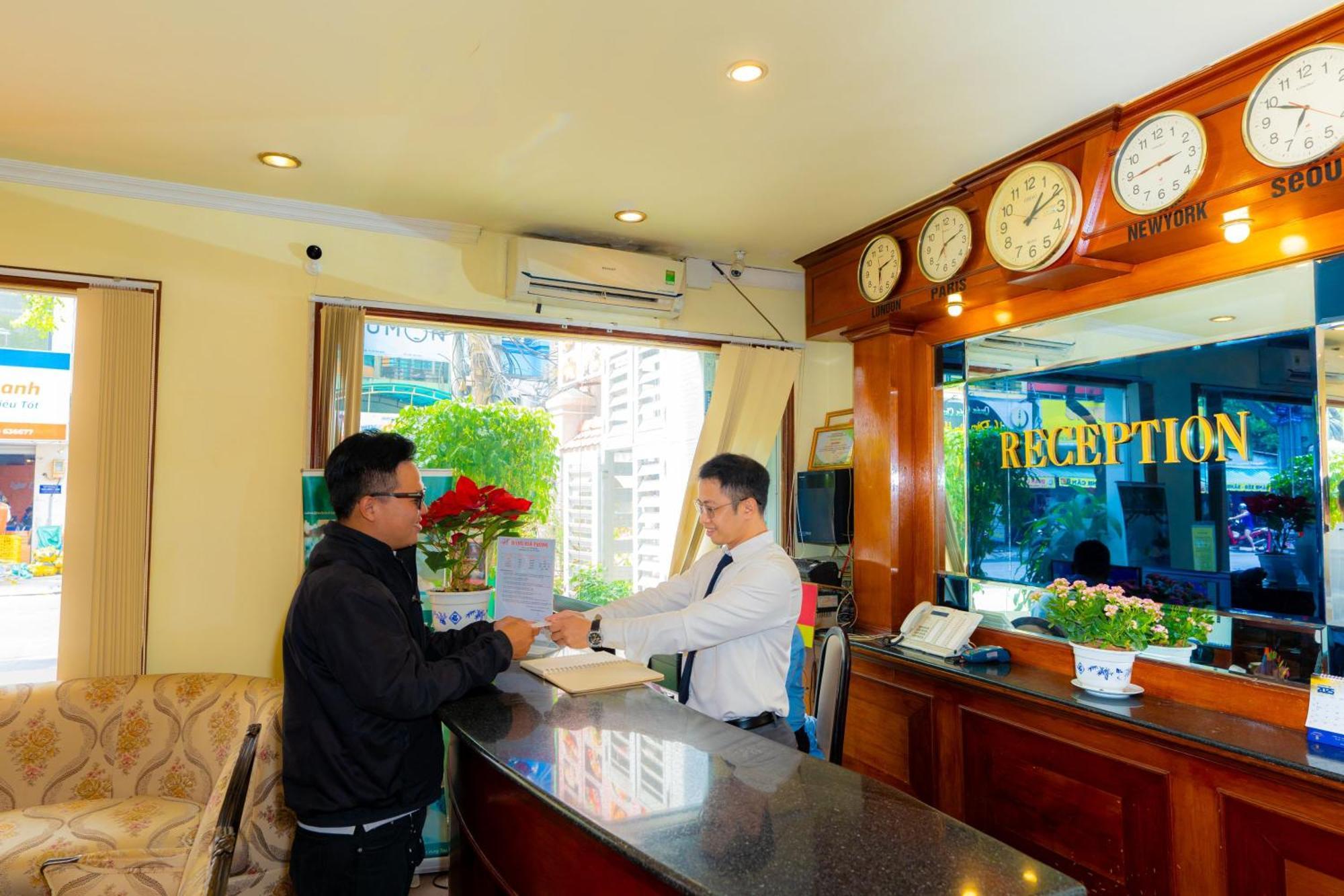 Hoang Ha Boutique Hotel Thành Pho Ho Chí Minh Esterno foto